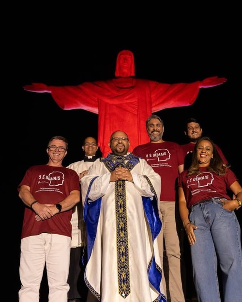 https://sbcefaleia.com.br/images/foto capa 3 e demais 2025.jpg